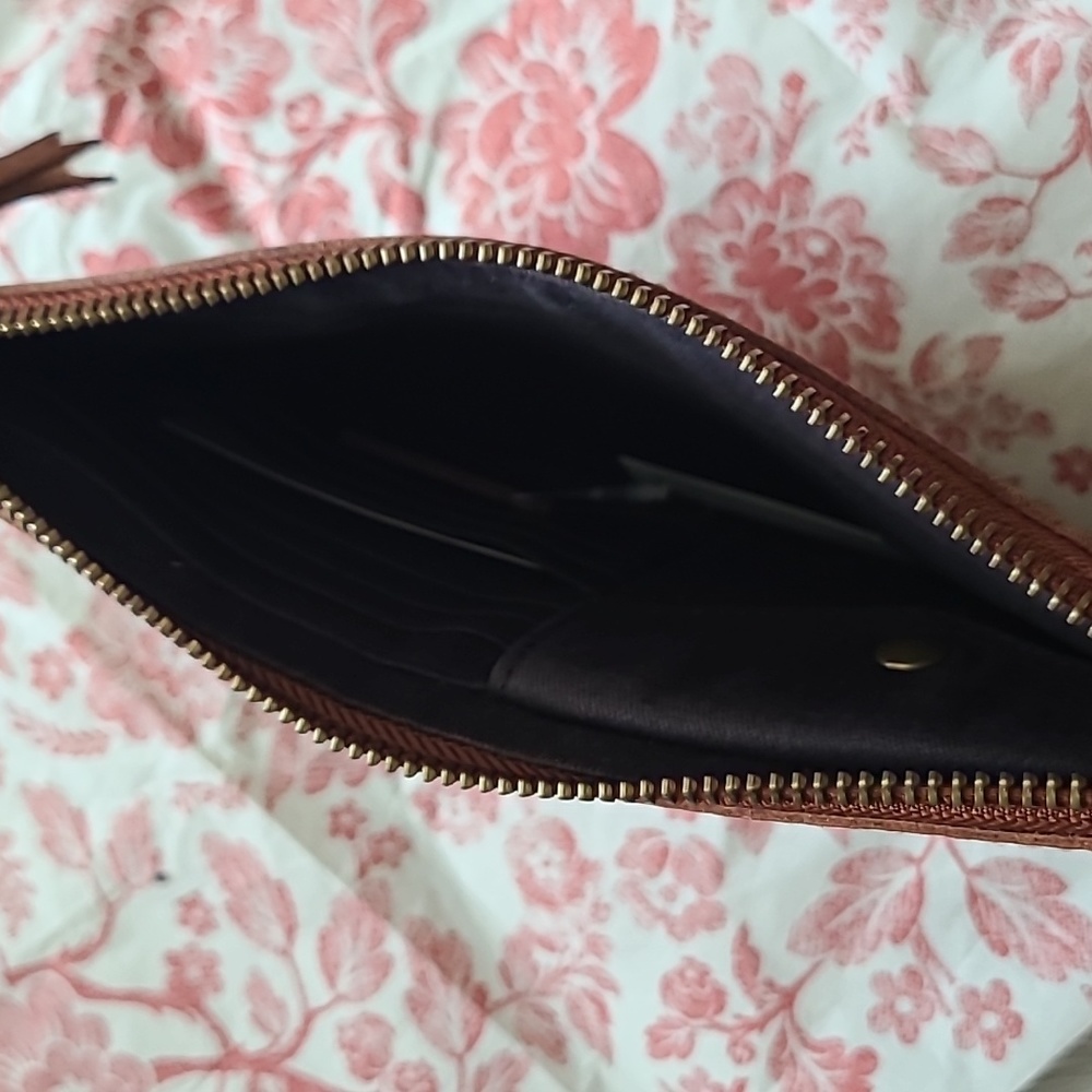 Nwt! Madewell the leather pouch clutch brown - Picture 7 of 9